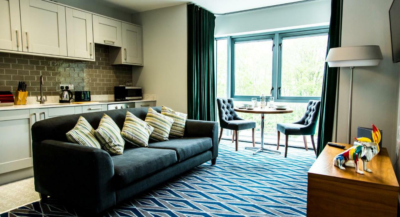 One-Bedroom Apartment,1563267817:JPEG
