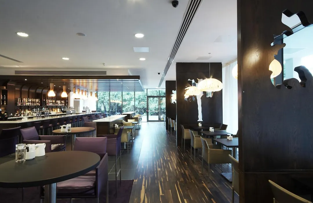 Rochestown Park Hotel & Leisure Centre-1